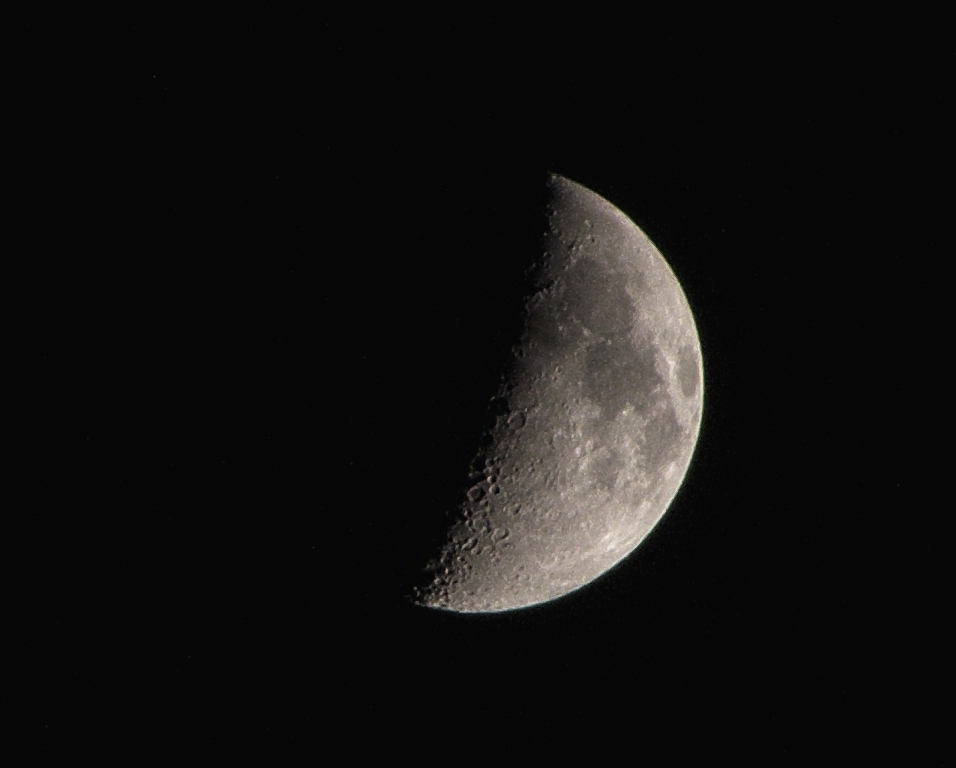 luna030109.jpg.7e9105091b01c0dcb6cc1b392