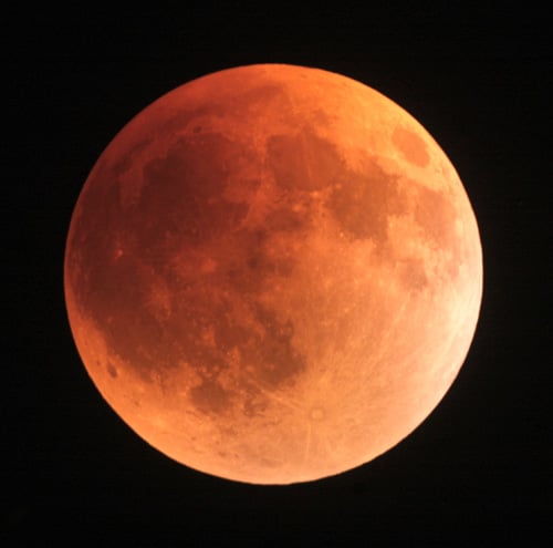 elipcse_lunar_luna_roja.jpg.898eb0f731f4